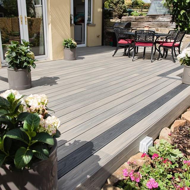 Composite Prime HD Dual Deck Antique grey with table and chairs