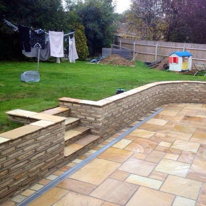 Golden Fossil Sandstone Walling with matching Golden Fossil Paving
