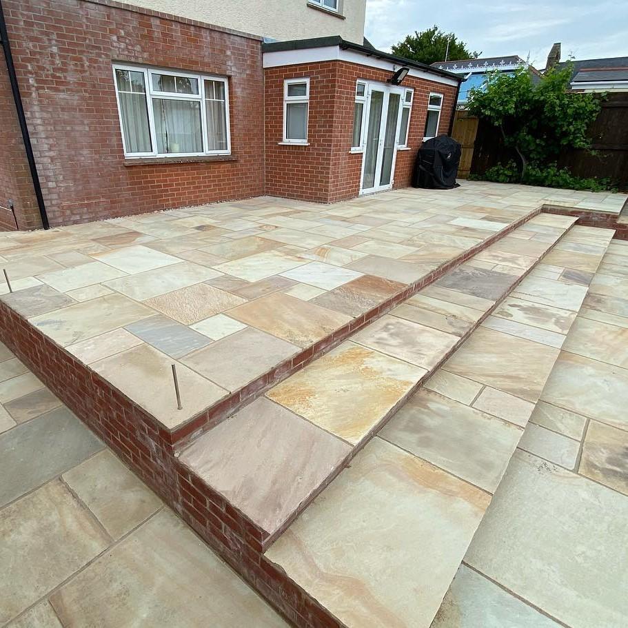 light beige and cream paving with stairs