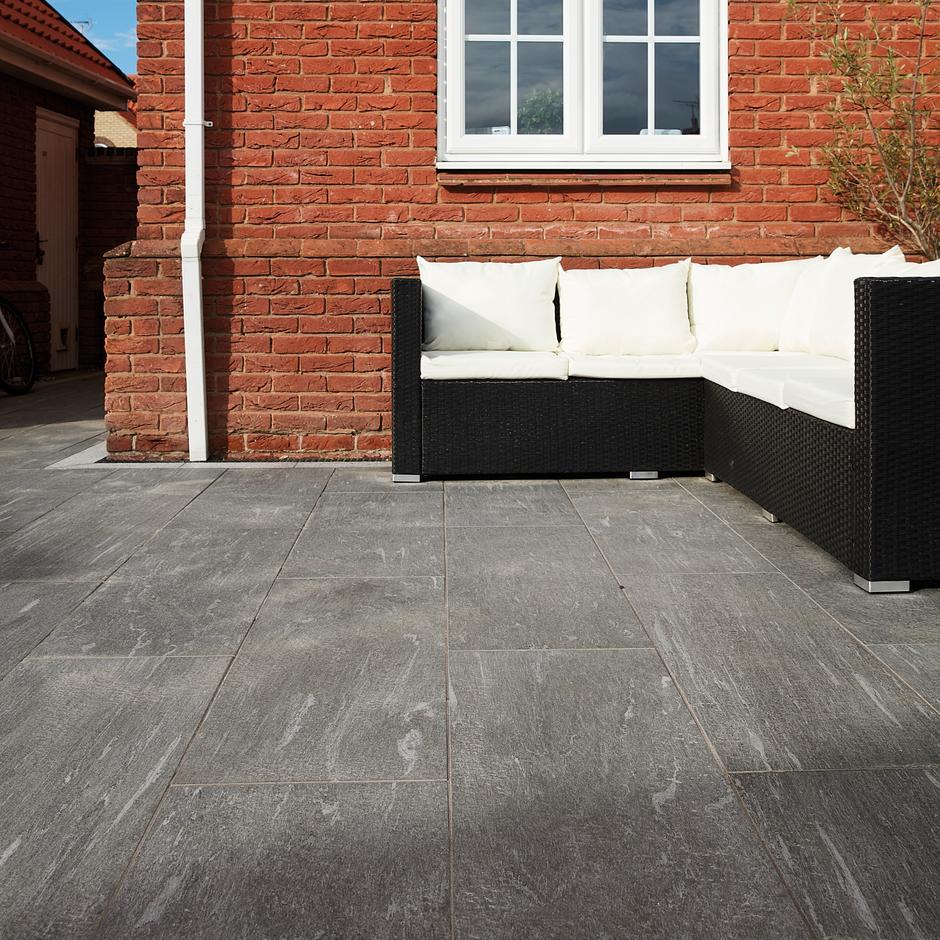Brett Elegante Quartz Porcelain Paving, Anthracite