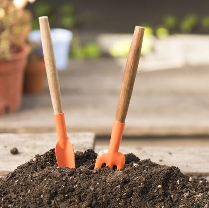 Wessex® Blended 10mm Loam Topsoil created specifically for planting that requires good drainage for garden and plants and flowers