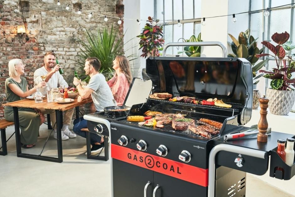 Charbroil Gas2coal BBQ 440 I Stone Zone & Landscaping Centre I South's Established Family-Run