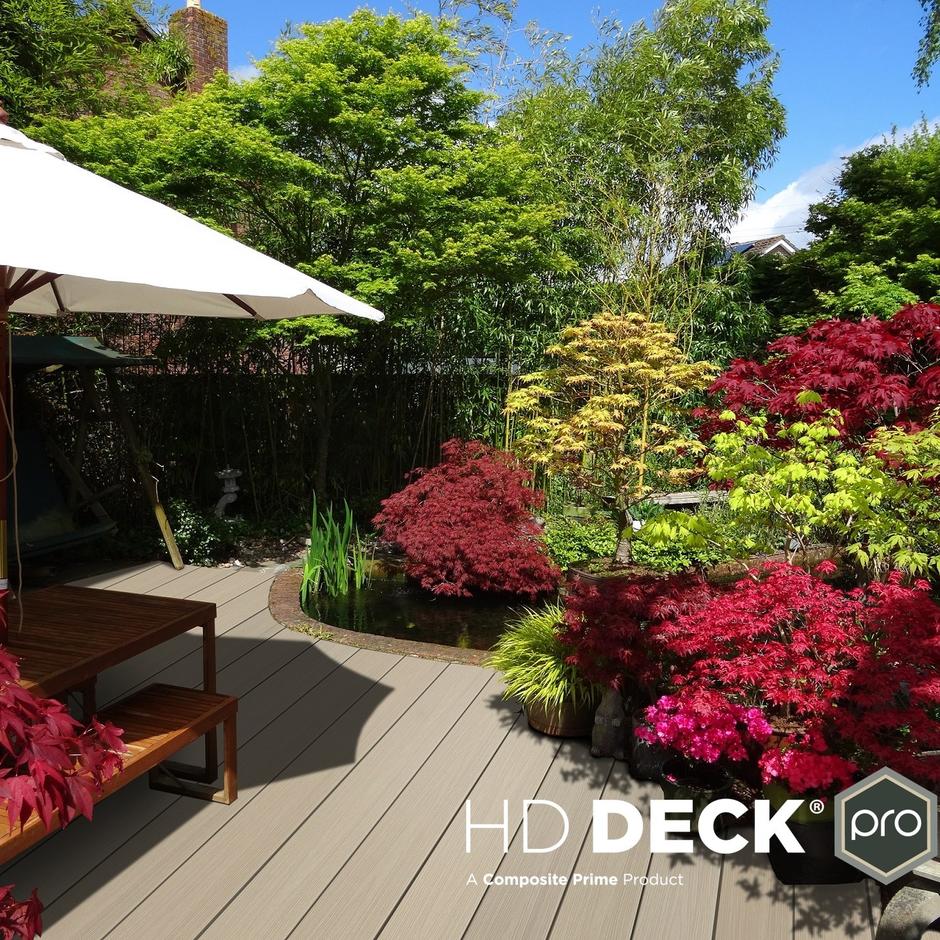hd deck pro in garden with acer plants