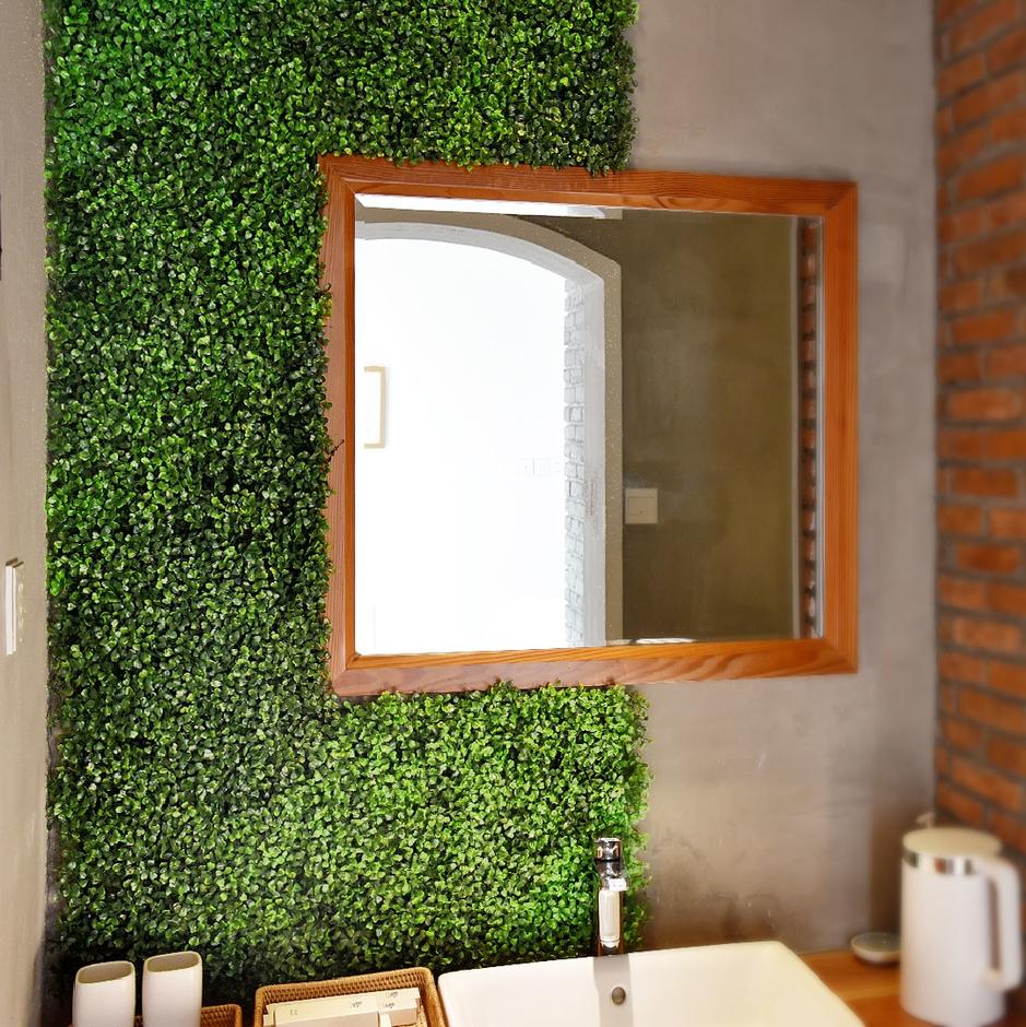 Boxwood Artificial Living Wall  interior accent wall