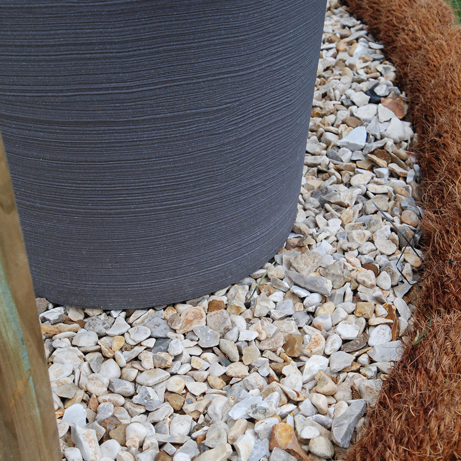 yorkshire cream shingle as a garden base