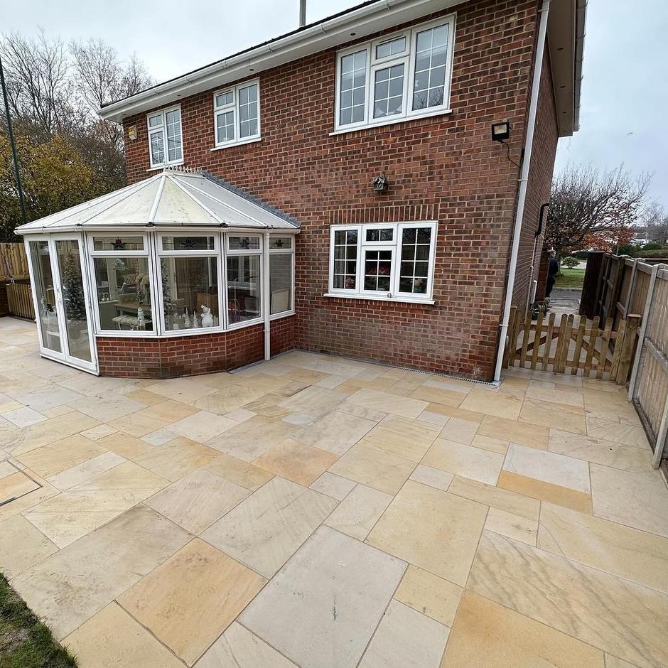 Sawn Tallow Fossil Sandstone Paving beige cream natural paving slabs