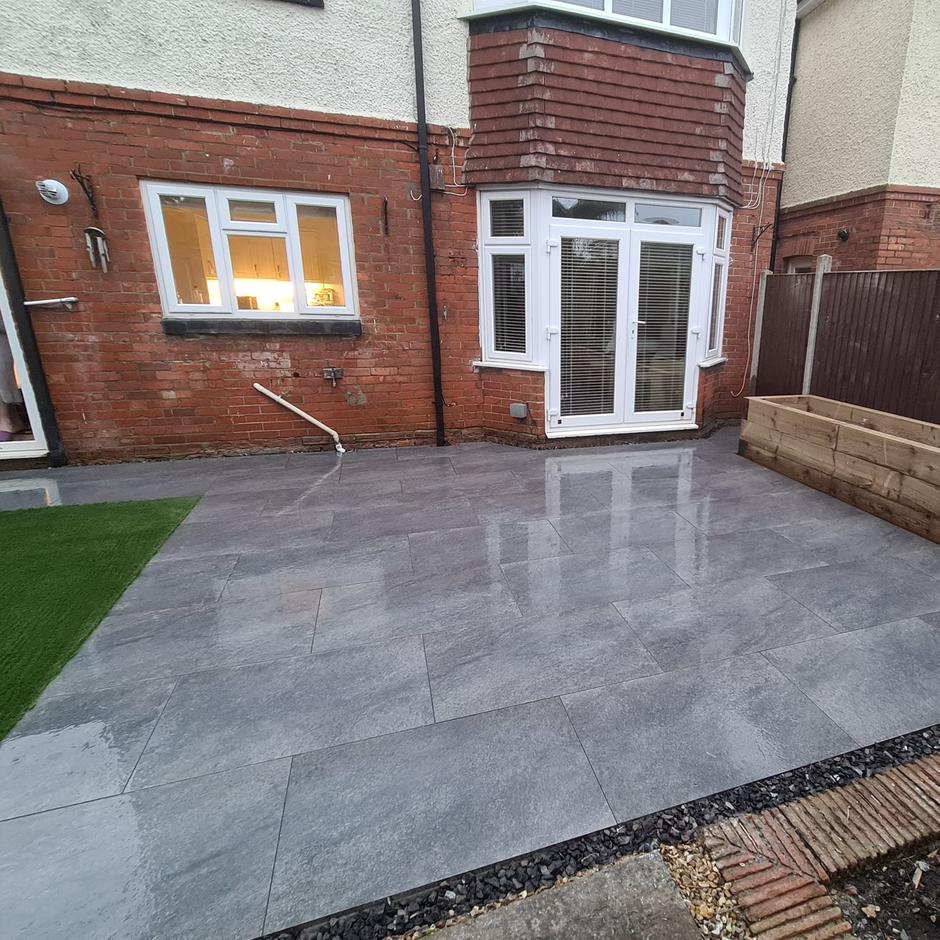 grey black sienna garden paving slabs
