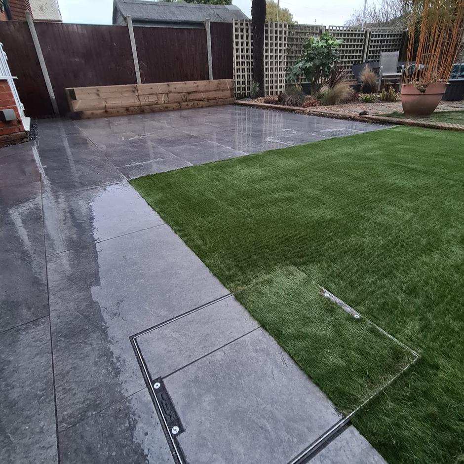 grey black sienna garden paving slabs