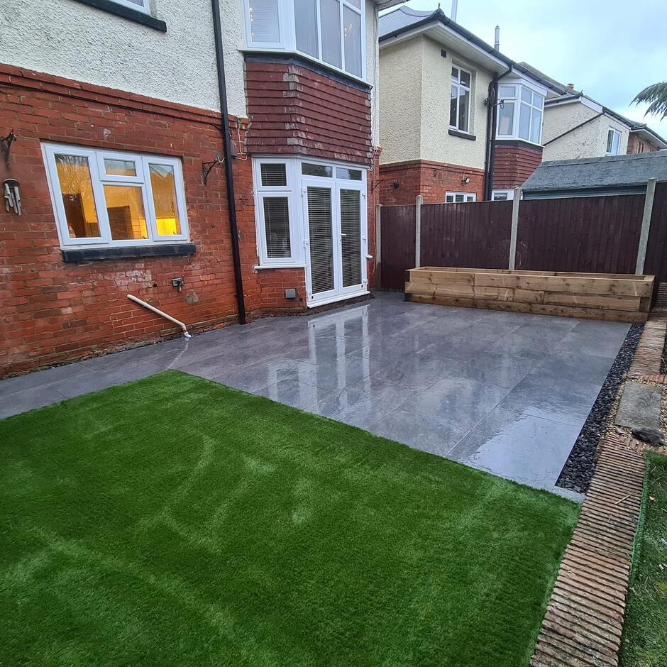 grey black sienna garden paving slabs