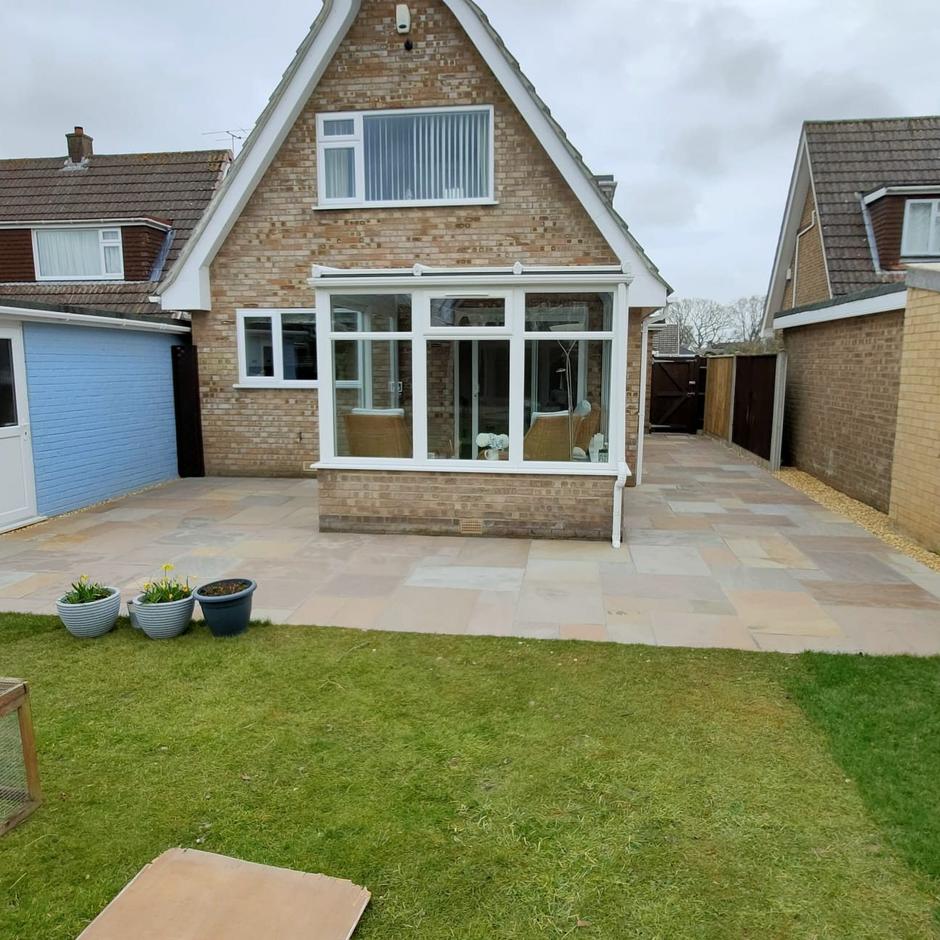 Fernlea Raj Green Sandstone Paving