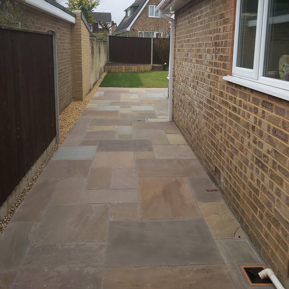 Fernlea Raj Green Sandstone Paving