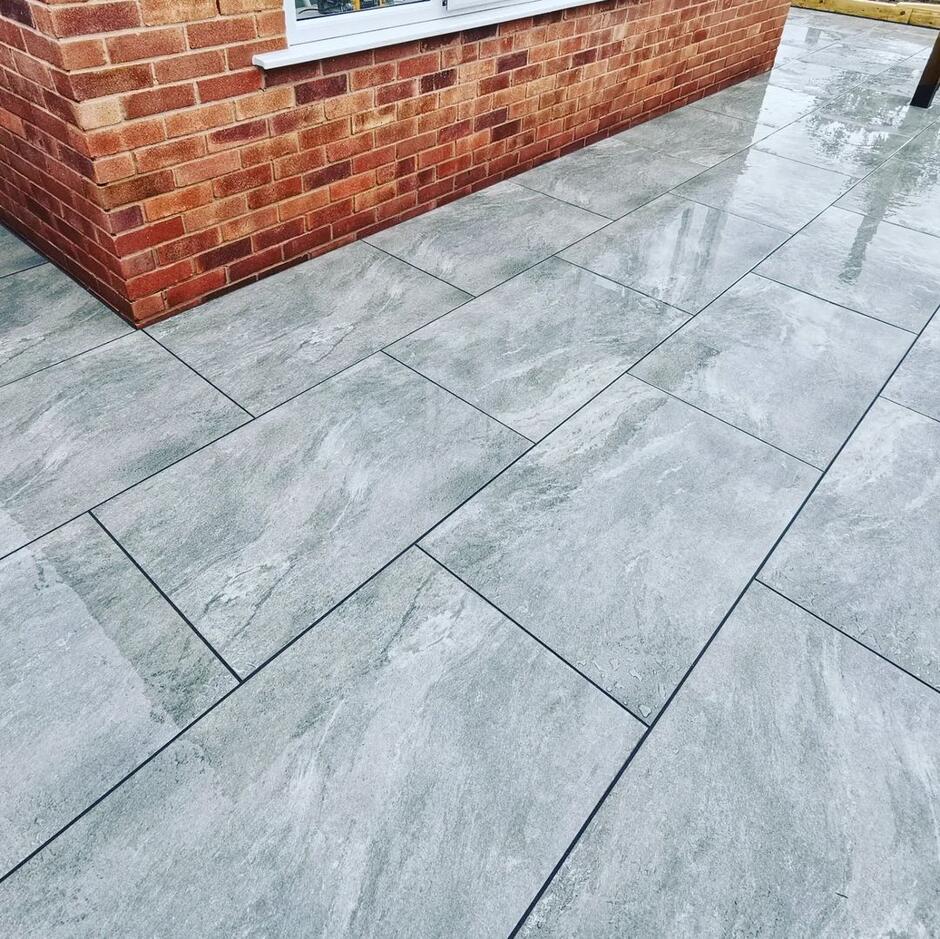 natural effect garden paving
