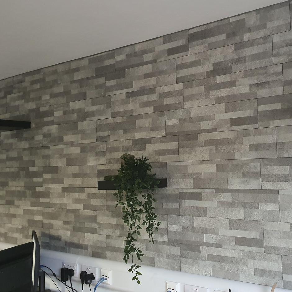 3d Taupe Porcelain Cladding laid in office