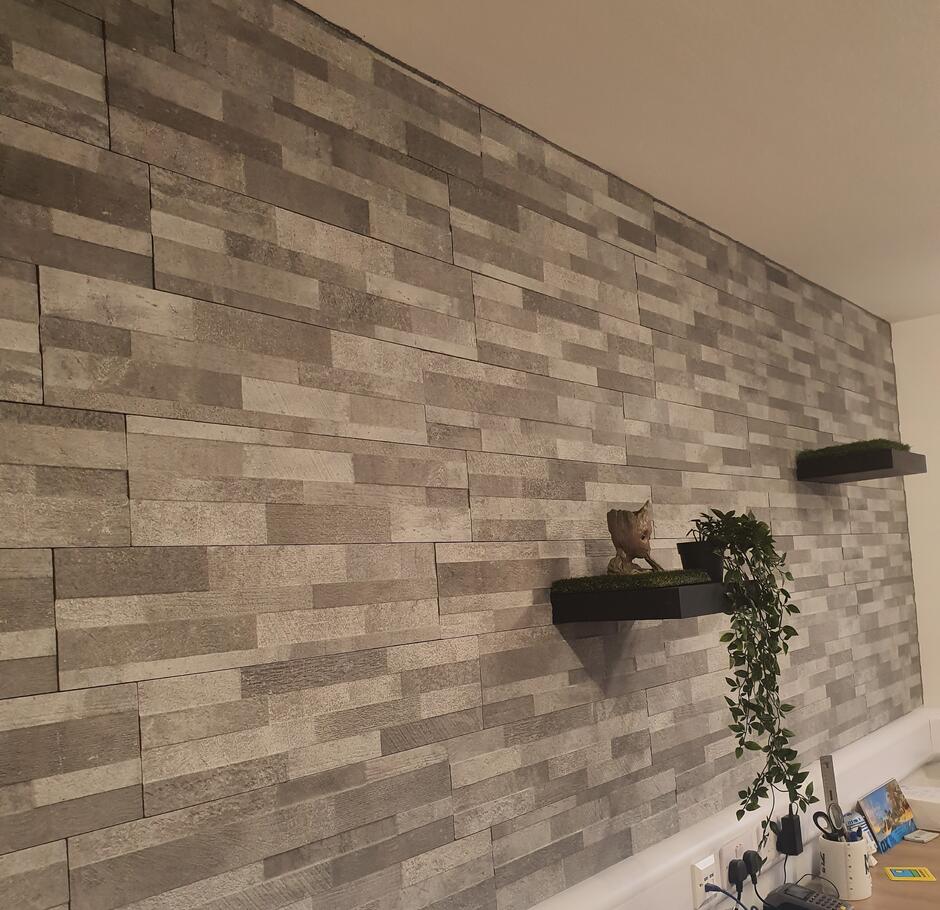 3d Taupe Porcelain Cladding laid in office