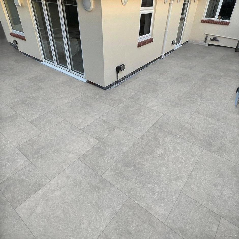 Jurassic Grigio Porcelain Paving mid grey garden patio slabs