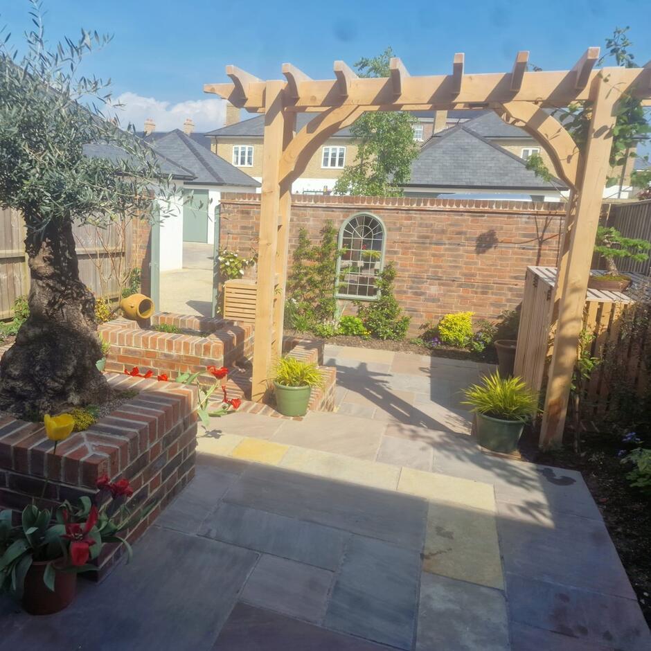 Fernlea Raj Green Sandstone Paving beige brown tan patio slabs