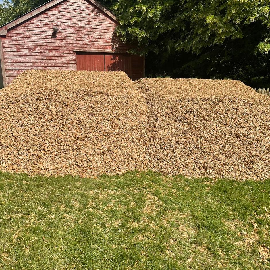 Play Chip BS Certified outdoor playing area for children