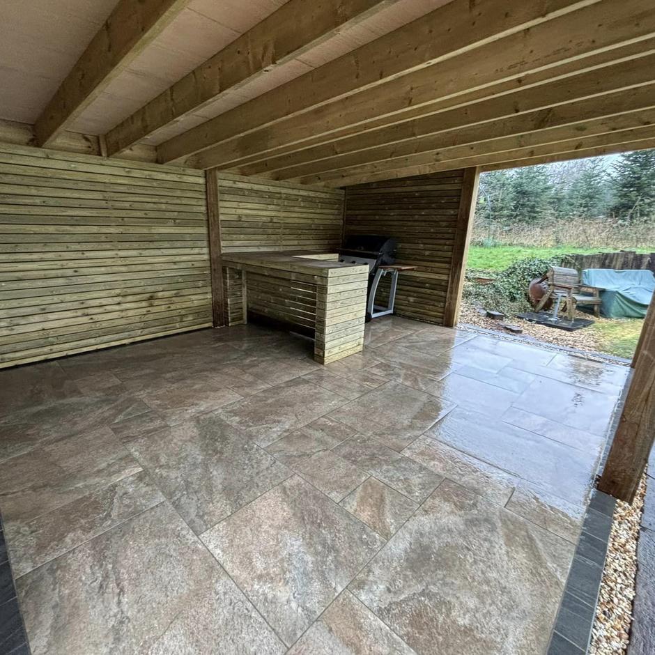 Sienna™ Caramel Mocha Porcelain Paving brown and cream garden tiles