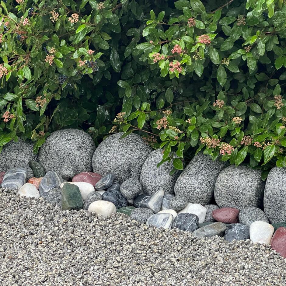 Mediterranean Cobbles in garden feature