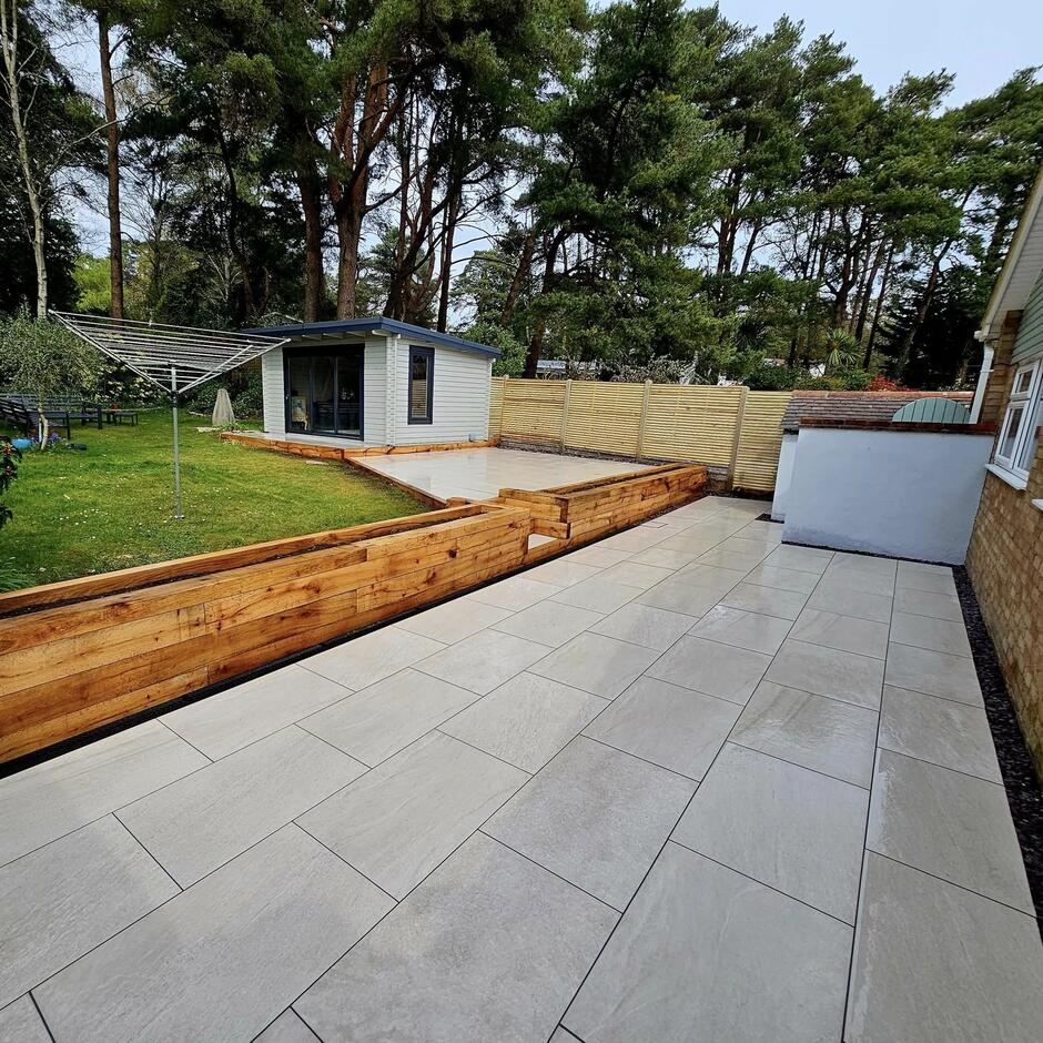 Outdoor porcelain paving in a pearl silver finish—ideal for modern gardens