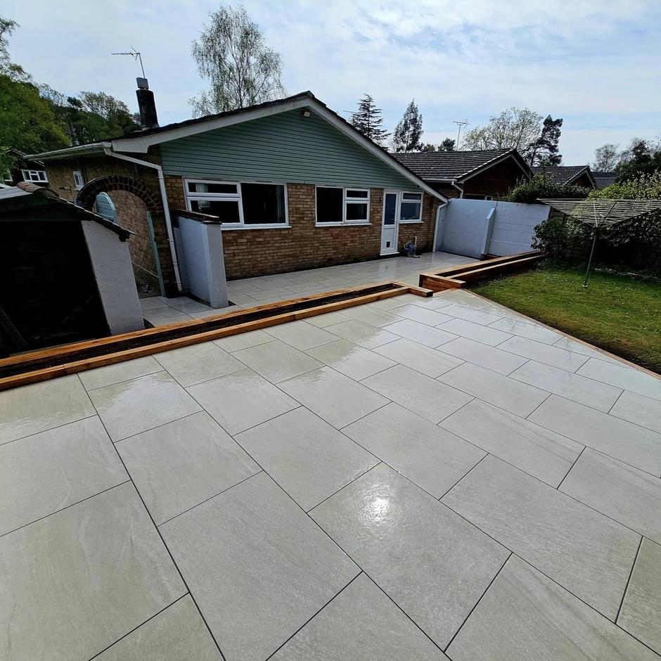 Add contemporary flair to your garden with silver pearl paving tiles