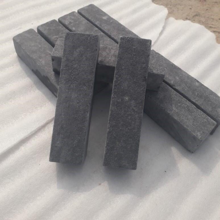 Carbon Black Limestone Slim Setts 200mm x 50mm x 40mm