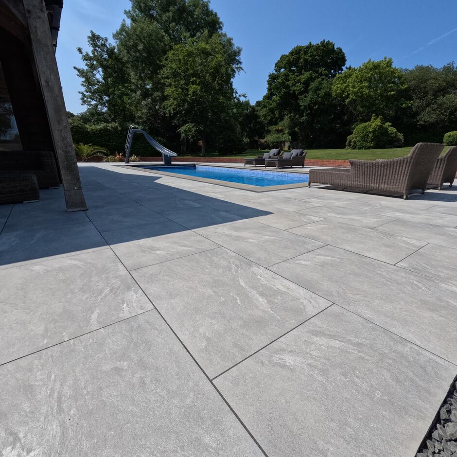 Sienna™ Jupiter Argent Porcelain Paving slab light grey paving steps