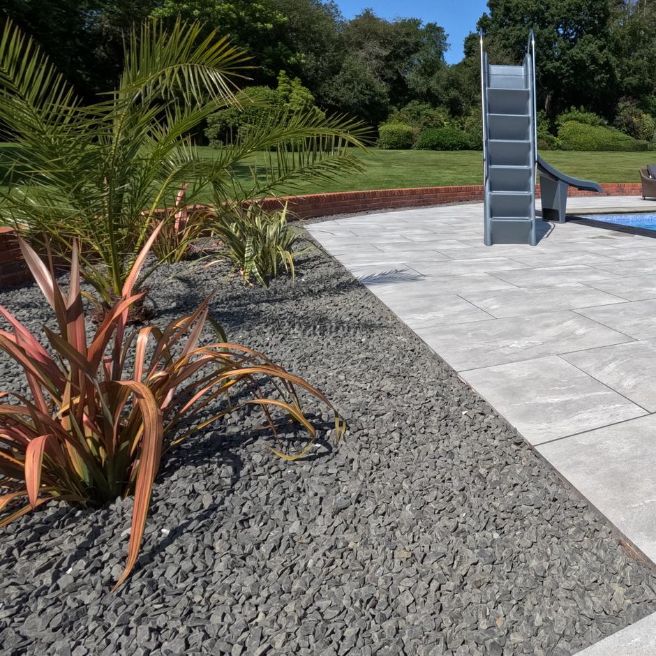 Black Basalt Chippings 20mm; black stones garden centre piece