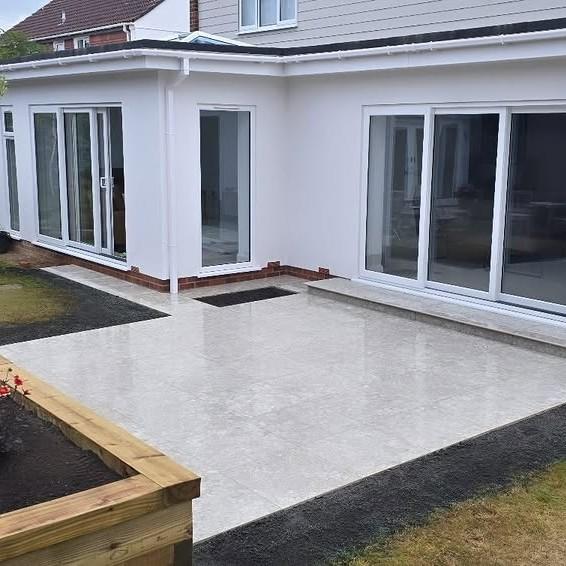 Terrazzano Blanco Porcelain Paving light grey silver paving slabs