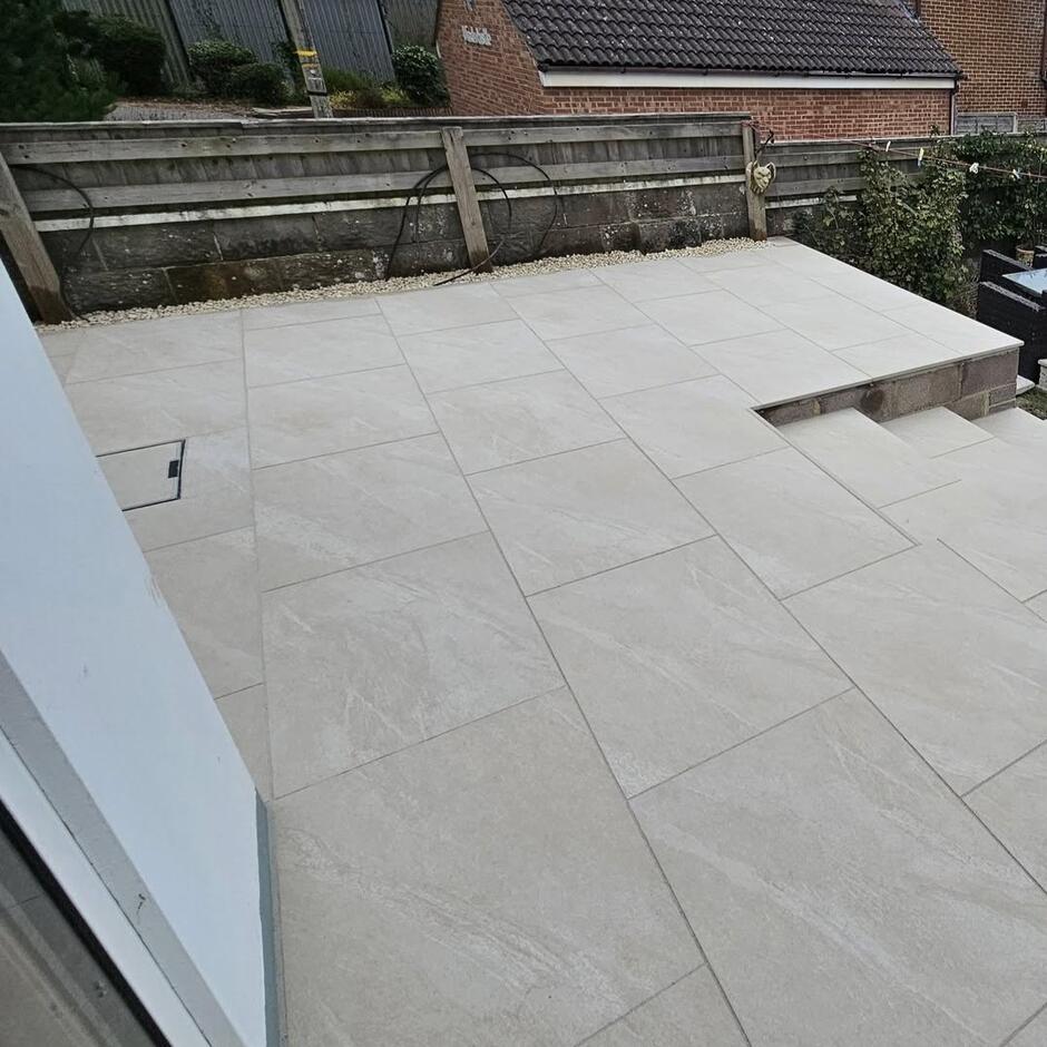 Sienna™ Sahara Beige Porcelain Paving