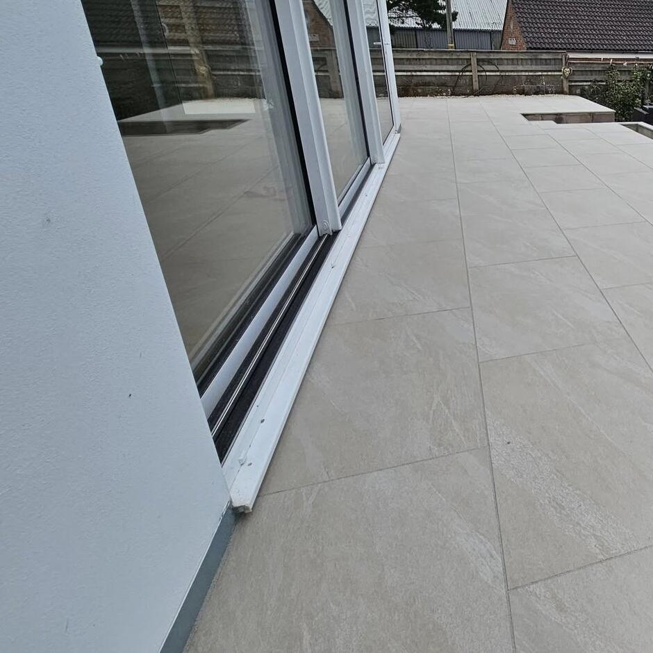 Sienna™ Sahara Beige Porcelain Paving