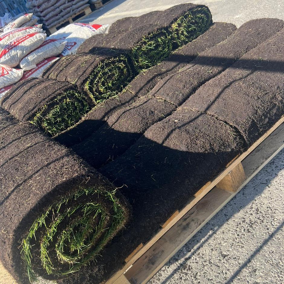 Wessex® Turf Rolls,fresh green turf ready for delivery