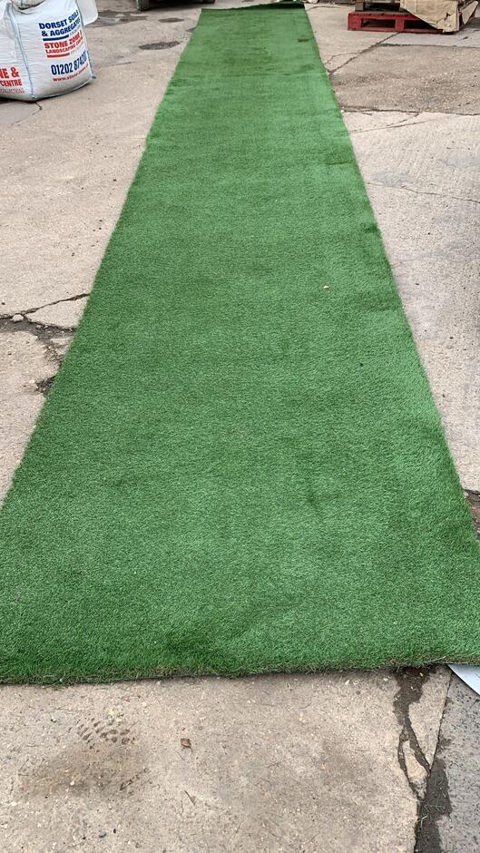 DISCOUNTED Artificial Grass, 10m x1.37m Width Roll