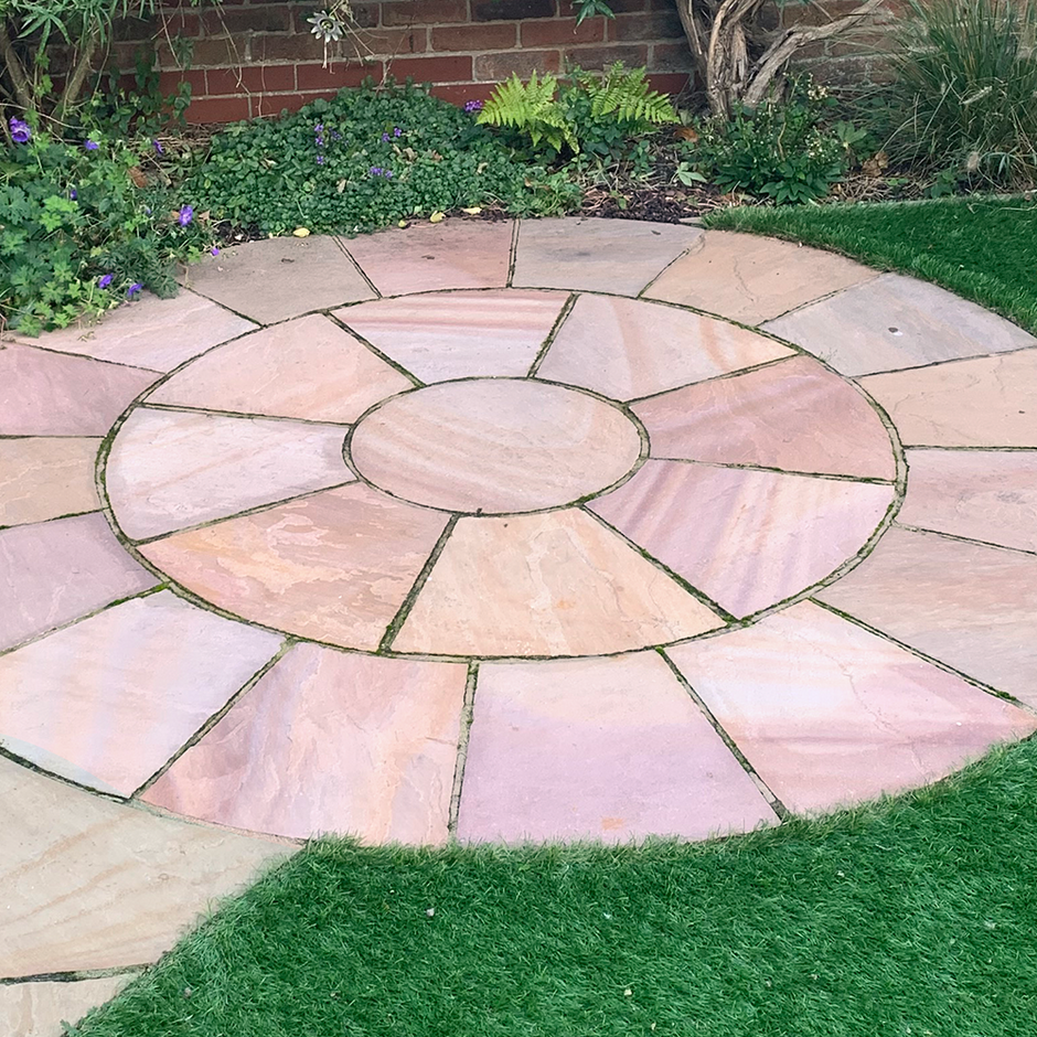 Heather modak sandstone paving circle kit