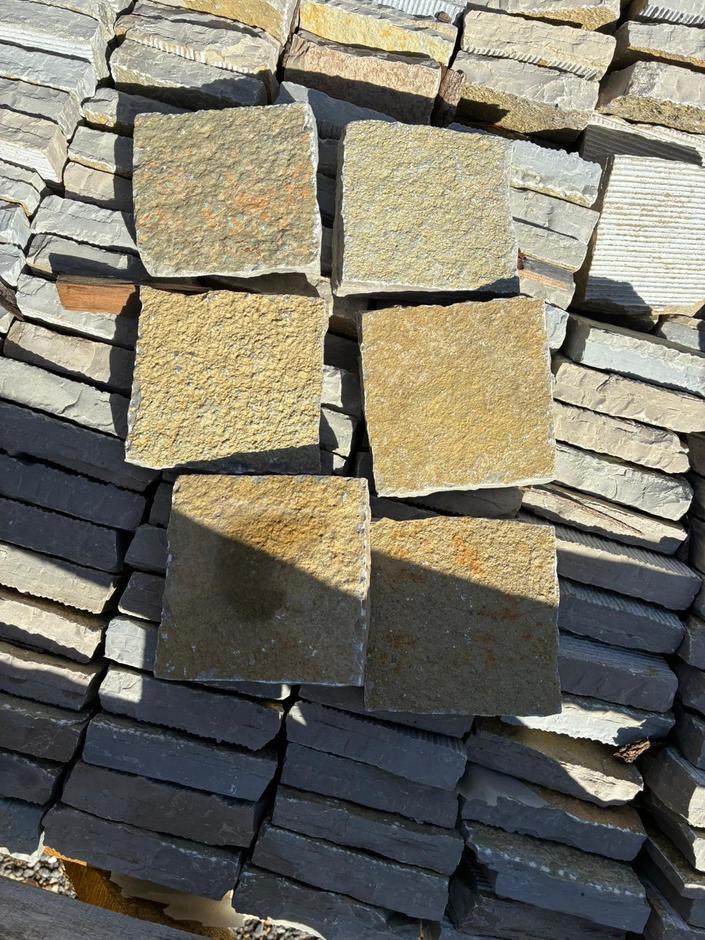 DISCOUNTED Yellow Limestone Cobbles Setts, 100x100 tiles