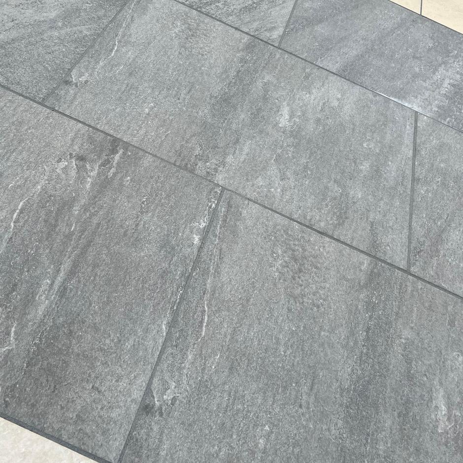 DISCOUNTED Sienna Quartz Grey Porcelain Paving, 900 x 600, 9.72m