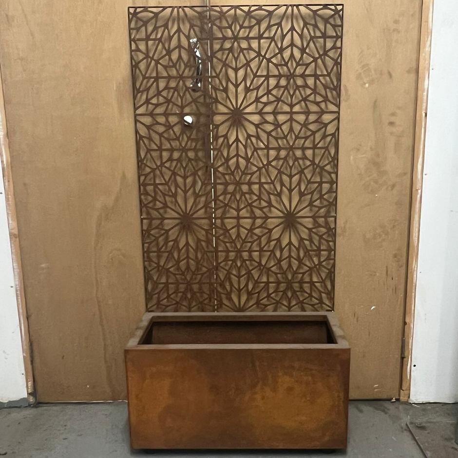 core garden screen black metal