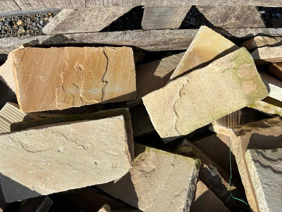 reduced price 200 x 100 cobbles setts