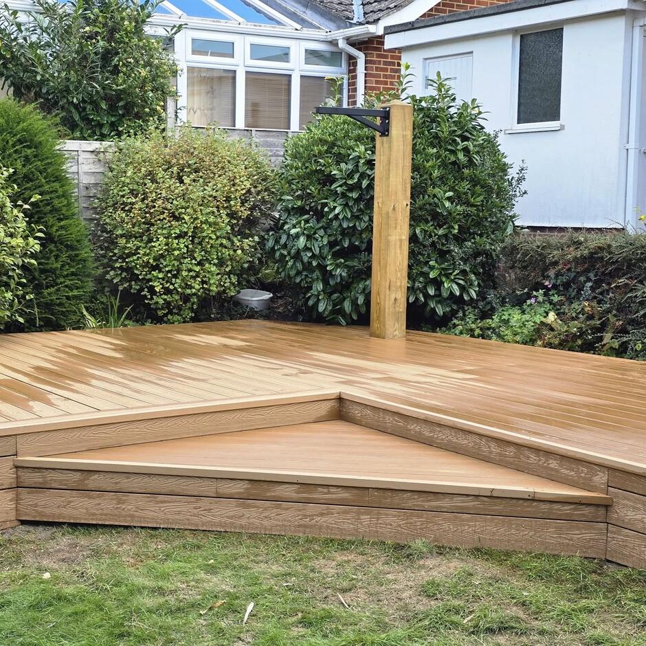 wessex verde composite decking, oak brown garden decking