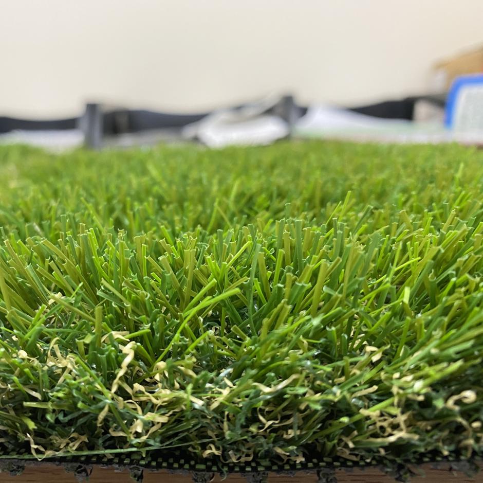 DISCOUNTED Goliath Artificial Grass, 4m x3.5m Roll