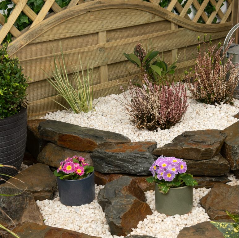 8-10mm Artico White Pebbles garden display feature area
