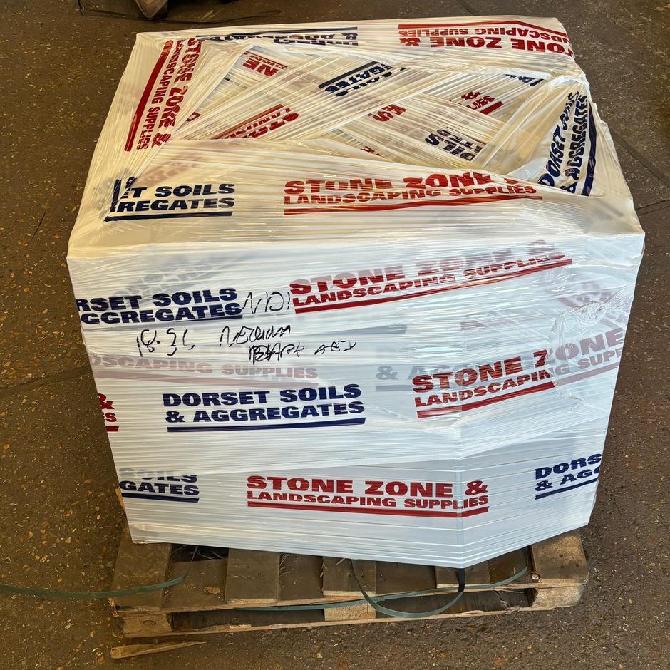 DISCOUNTED Nuova Dark Porcelain Paving, 900 x 600, 18.36m - Only 1 Pack Available