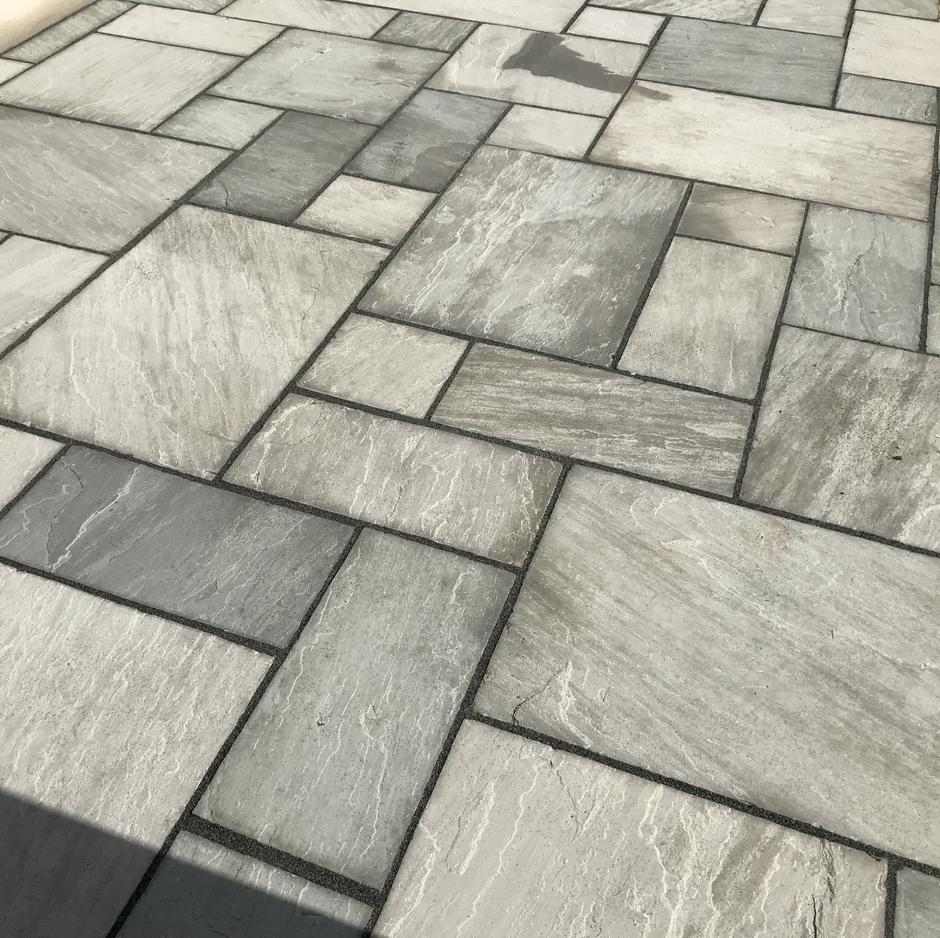 umbra sandstone paving