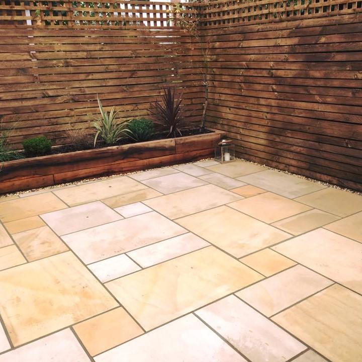 sawn tallow sandstone paving